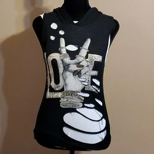 "Peace & Love" Sleeveless Graphic T-shirt